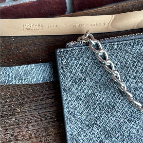 NWOT Michael Kors Waist Bag Sz L - Picture 2 of 10